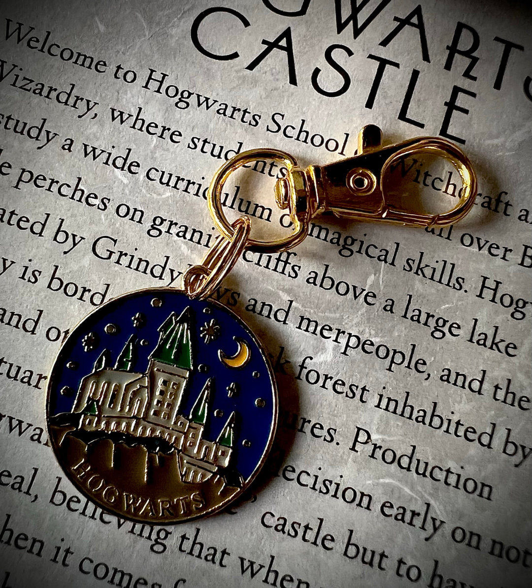 Hogwarts Castle Collar Charm - Nighttime